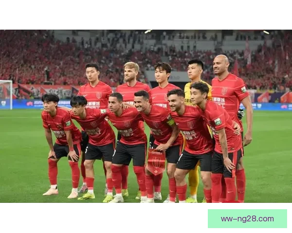 中超积分榜竞争愈发激烈成都蓉城客场两连胜强势跻身前三展现黑马气质